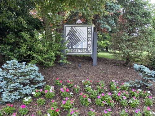 2605 Hemlock Pl, Basking Ridge, NJ, 07920-3137 | Card Image
