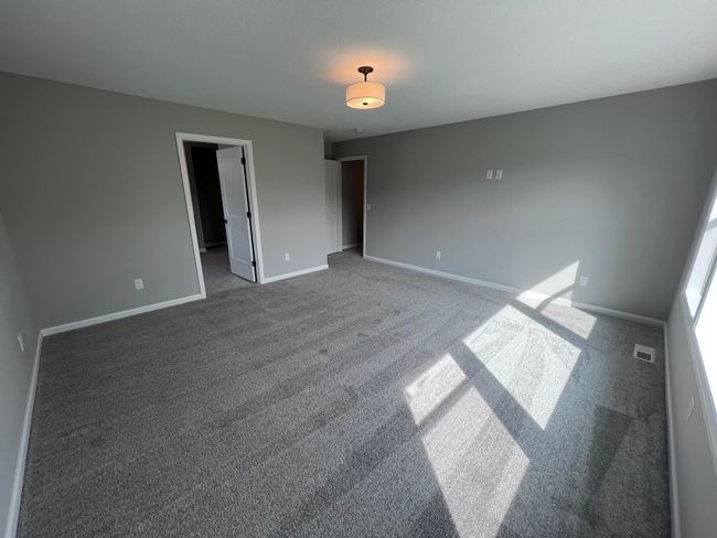 Master Bedroom | Image 22