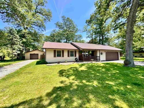 1058 S 50 E, Winamac, IN, 46996-7744 | Card Image