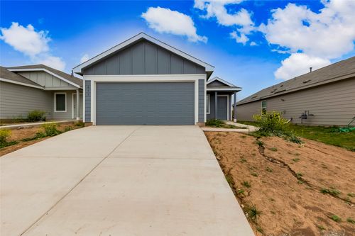 611 Whoopers Loop, Uhland, TX, 78640 | Card Image