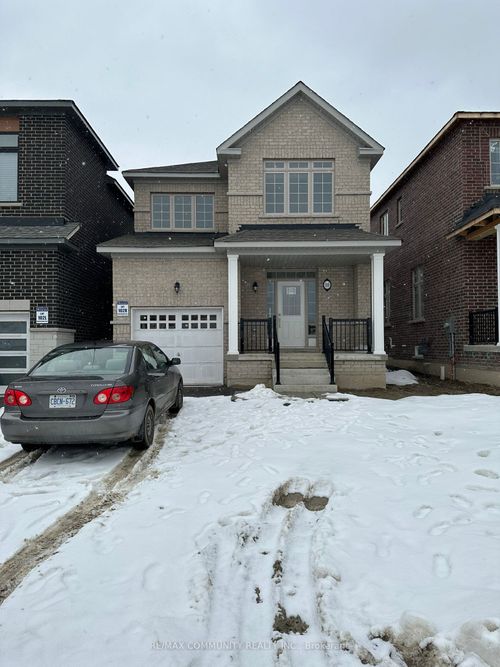 59 Mountainside Cres, Whitby, ON, L1R0P4 | Card Image