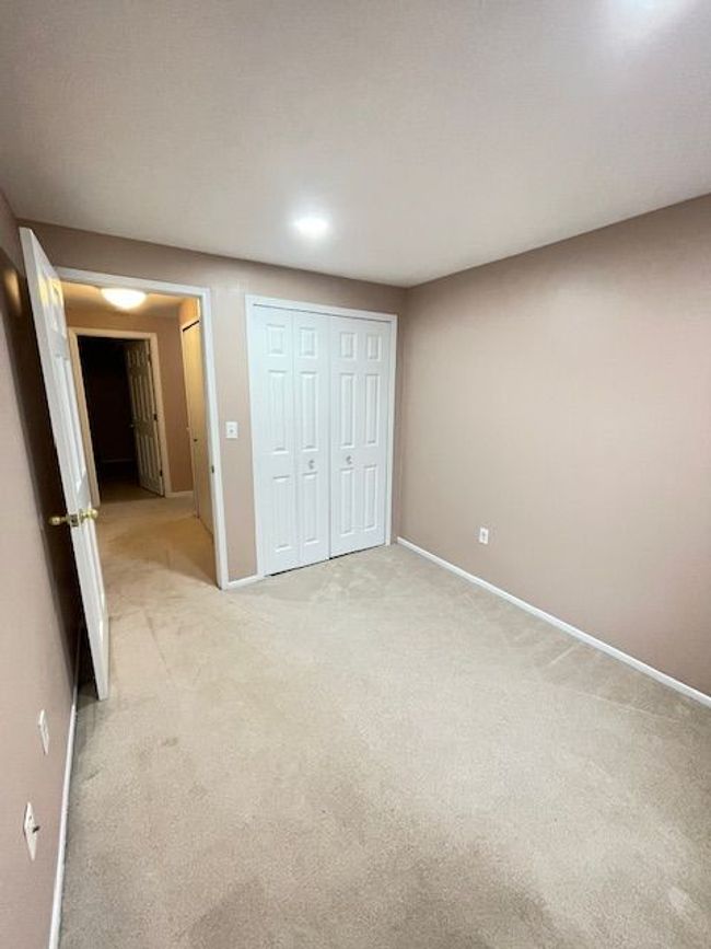 37310 Glenbrook Dr, Condo with 3 bedrooms, 2 bathrooms and null parking in Clinton Twp MI | Image 33
