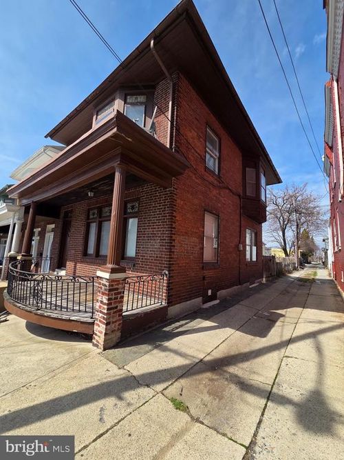 1209 Spring Street, READING, PA, 19604 | Card Image