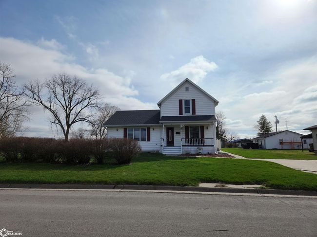 1128 Prince St, House other with 5 bedrooms, 4 bathrooms and null parking in Grinnell IA | Image 77