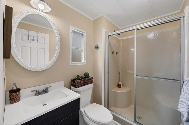 Primary Bathroom | Image 20