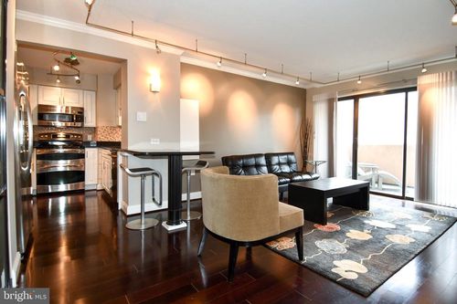 1005-1301 N Courthouse Rd, ARLINGTON, VA, 22201-2504 | Card Image
