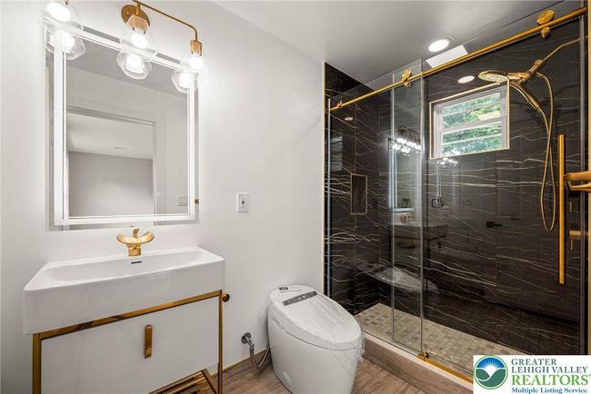 A - 8255 Mertztown Rd, Home with 6 bedrooms, 3 bathrooms and null parking in Alburtis PA | Image 14