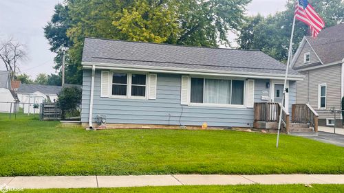 516 15th St Nw, Mason City, IA, 50401-1013 | Card Image