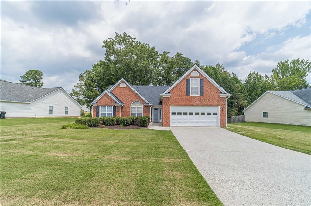 Woodtree Ln, Buford, GA 30519