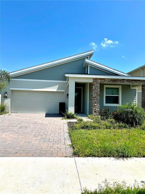 8967 Chipping Square Ln, DAVENPORT, FL, 33896-8043 | Card Image