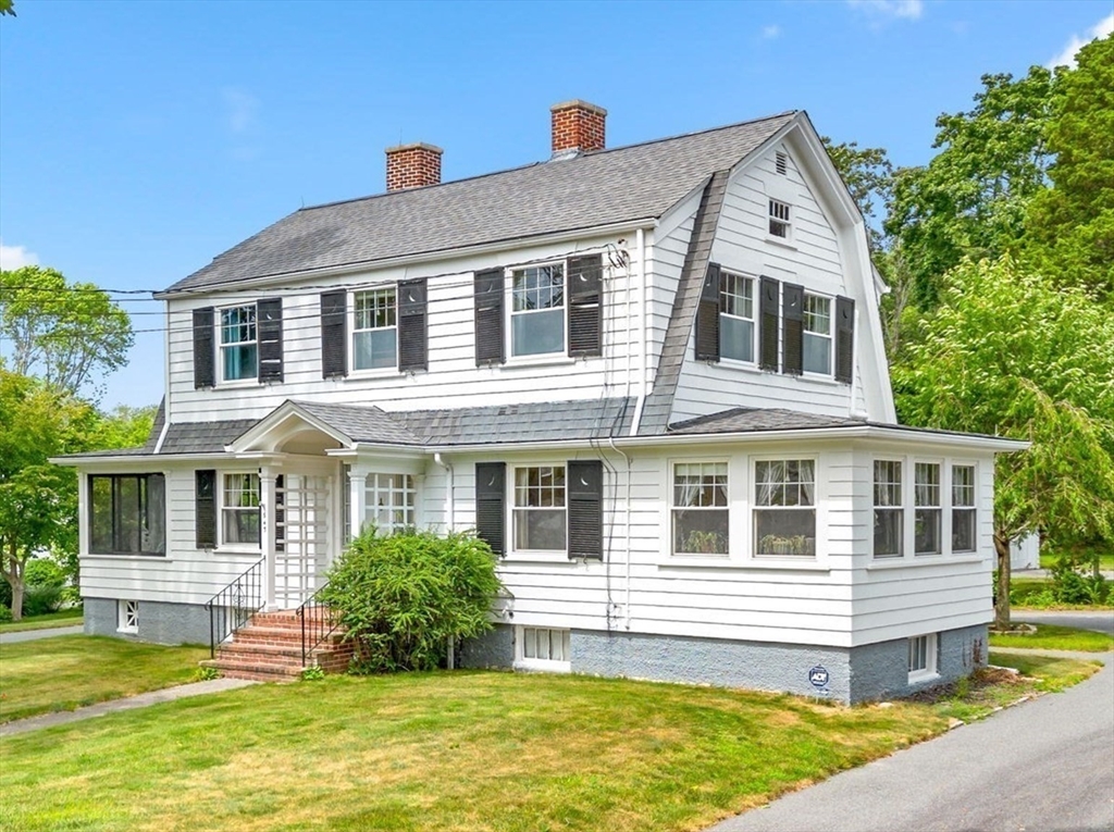 Elm St, South Dartmouth, MA 02748