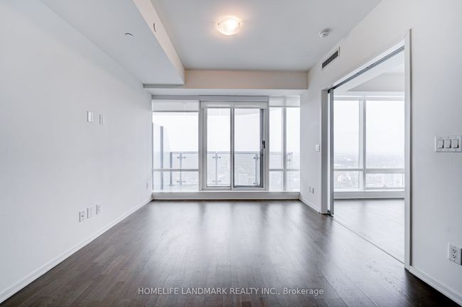 6108 - 1 Bloor St E, Condo with 2 bedrooms, 2 bathrooms and 1 parking in Toronto ON | Image 20