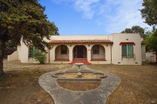 1044 Tuolumne St, Vallejo, CA, 94590-4600 | Card Image