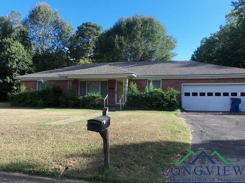 632 Leach St, Kilgore, TX, 75662-3952 | Card Image