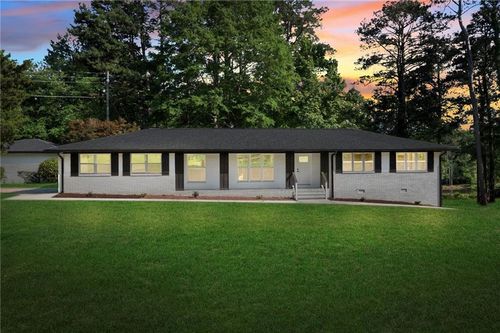 2604 Flat Shoals Rd Sw, Conyers, GA, 30094-5716 | Card Image