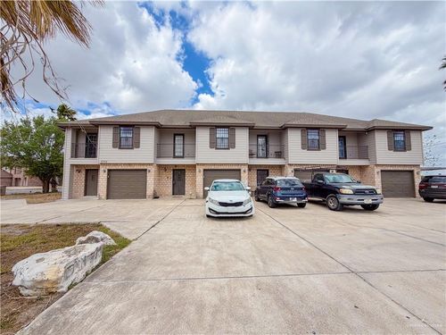 3701 N Arroyo Park Ln, Harlingen, TX, 78550-8435 | Card Image