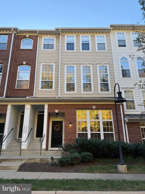 15269 Avens Creek Dr, HAYMARKET, VA, 20169-6249 | Card Image