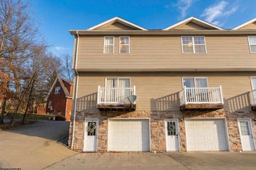 5 Tall Grass Ln, Morgantown, WV, 26505-1749 | Card Image