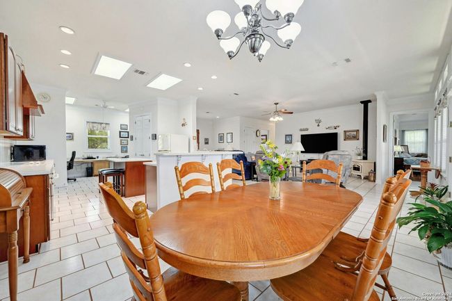 286 Thoroughbred Ln, House other with 3 bedrooms, 2 bathrooms and null parking in Spring Branch TX | Image 12