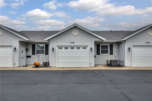 3163 Craig Rd, Eau Claire, WI, 54701-6110 | Card Image