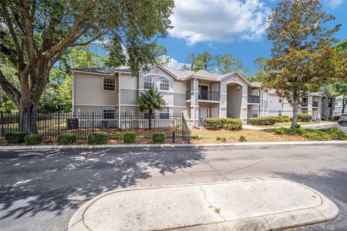 apt-221-3705 27th St, GAINESVILLE, FL, 32608-7016 | Card Image