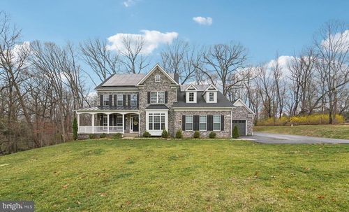 7102 Deer Valley Rd, HIGHLAND, MD, 20777-9512 | Card Image