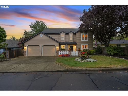12135 Se Eisert Ct, Happy Valley, OR, 97086-6444 | Card Image