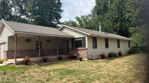 1003 Kusterer Dr Nw, Walker, MI, 49534-3607 | Card Image