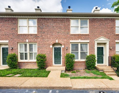 3303 Golf Club Ln, Nashville, TN, 37215-1577 | Card Image