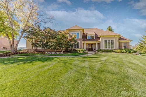 10679 Chestnut Hill Ln, Dayton, OH, 45458-6000 | Card Image