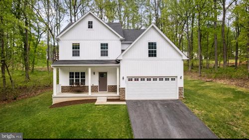 237 Speaks Ln, HARPERS FERRY, WV, 25425-2530 | Card Image