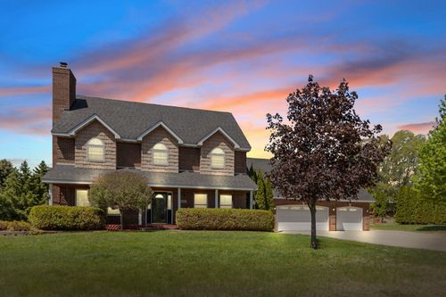2606 Hulett Ct, Faribault, MN, 55021-2927 | Card Image