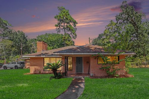 110 S Woodsway St W, Conroe, TX, 77301-1389 | Card Image