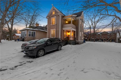 320 Randolph St, Syracuse, NY, 13205-2358 | Card Image