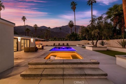 218 E Ocotillo Ave, Palm Springs, CA, 92264-8428 | Card Image