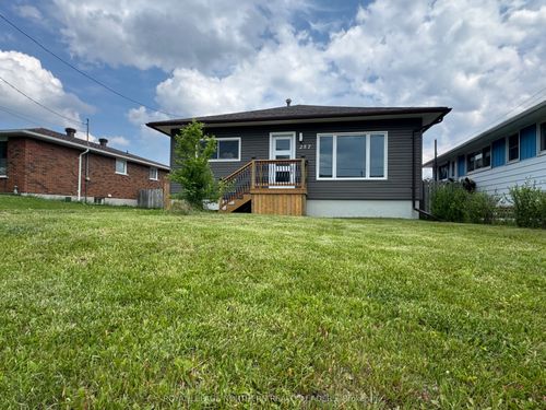 257 Main St, South Porcupine, ON, P0N1H0 | Card Image