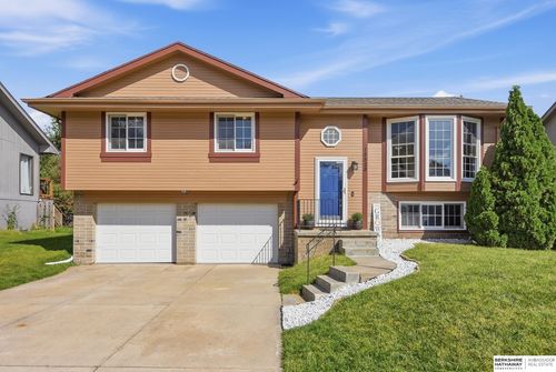 15528 Margo St, Omaha, NE, 68138-7423 | Card Image