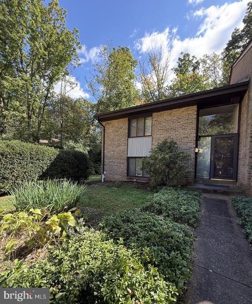 11008 Saffold Way, RESTON, VA, 20190-3801 | Card Image