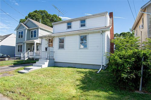 52 Bristol Ave, Riverside, RI, 02915-2743 | Card Image