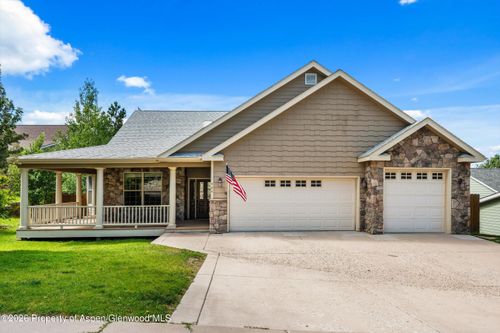464 Silverhorn Dr, New Castle, CO, 81647-9468 | Card Image