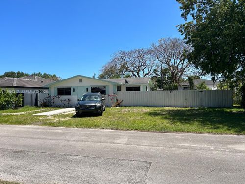 8866 Sw 126th St, Miami, FL, 33176-5225 | Card Image
