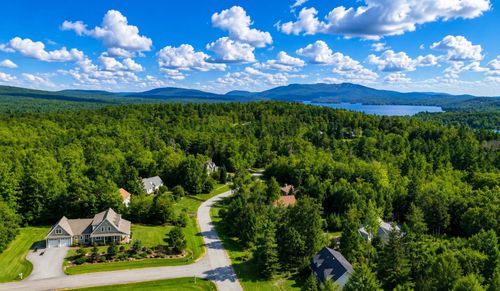 12 Snow Ln, New London, NH, 03257-5475 | Card Image