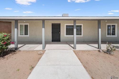 2265 S Madison Ave, Yuma, AZ, 85364-6574 | Card Image