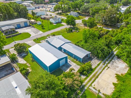 2713 15th Ave, Gulfport, MS, 39501-5131 | Card Image