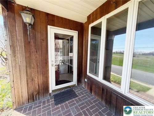 2741 Limestone St, Coplay, PA, 18037-2221 | Card Image