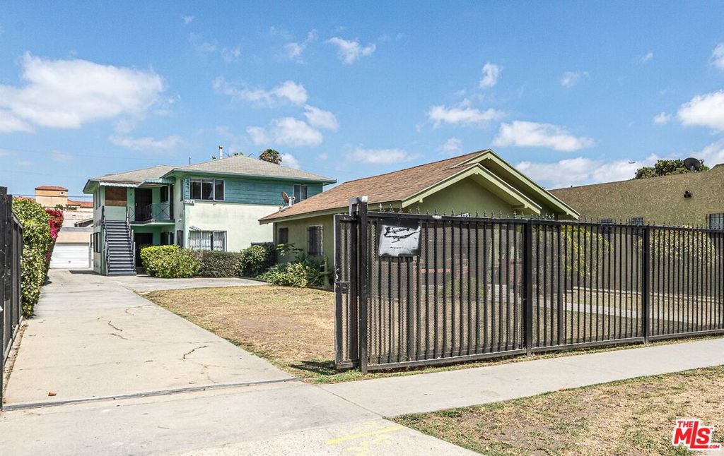 6124 Victoria Ave, Los Angeles, CA 90043-3937