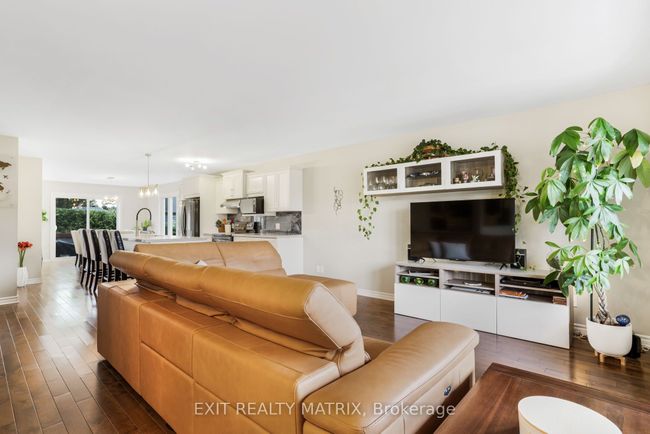 82 Richard St, House attached with 3 bedrooms, 2 bathrooms and 2 parking in Alfred ON | Image 6