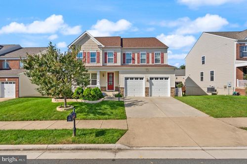 5666 Spriggs Meadow Dr, WOODBRIDGE, VA, 22193-6218 | Card Image