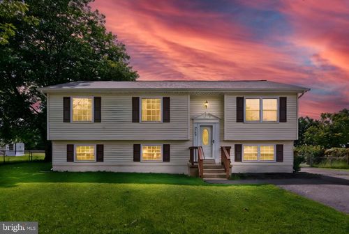 6727 Willowbrook Dr, BEALETON, VA, 22712-9768 | Card Image
