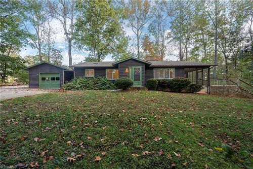 5581 Carillon Dr, Pfafftown, NC, 27040-9788 | Card Image